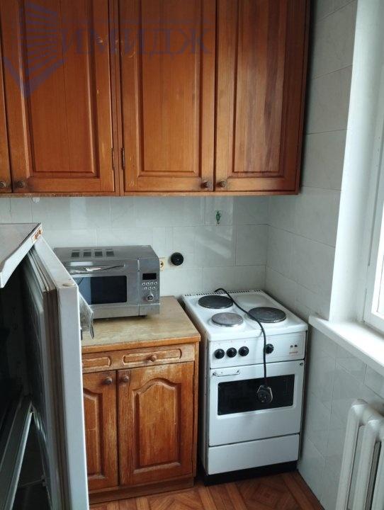 Теплая квартира  Арендная плата 17 т.р. + коммуналка по квитанции (примерно 3500 р.) + свет по счётчику. Залог 10 т.р. возвращается после расторжения договора.
Без животных
Звоните. Ответим на все вопросы.
Выездной риелтор!
Предоплату не берём. 
Оплата услуг после показа объекта и подписания договор