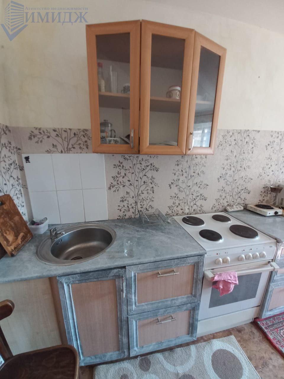 Фото реальные.
Сдам в аренду 1-комн. квартиру.
Есть необходимая мебель и бытовая техника.
Собственник сдает  на длительный срок.
Свет, вода по счётчикам.
Вариант в наличии.
Звоните. Ответим на все вопросы.
Выездной риелтор!
Предоплату не берём. Оплата услуг после показа и подписания договора-найма
У