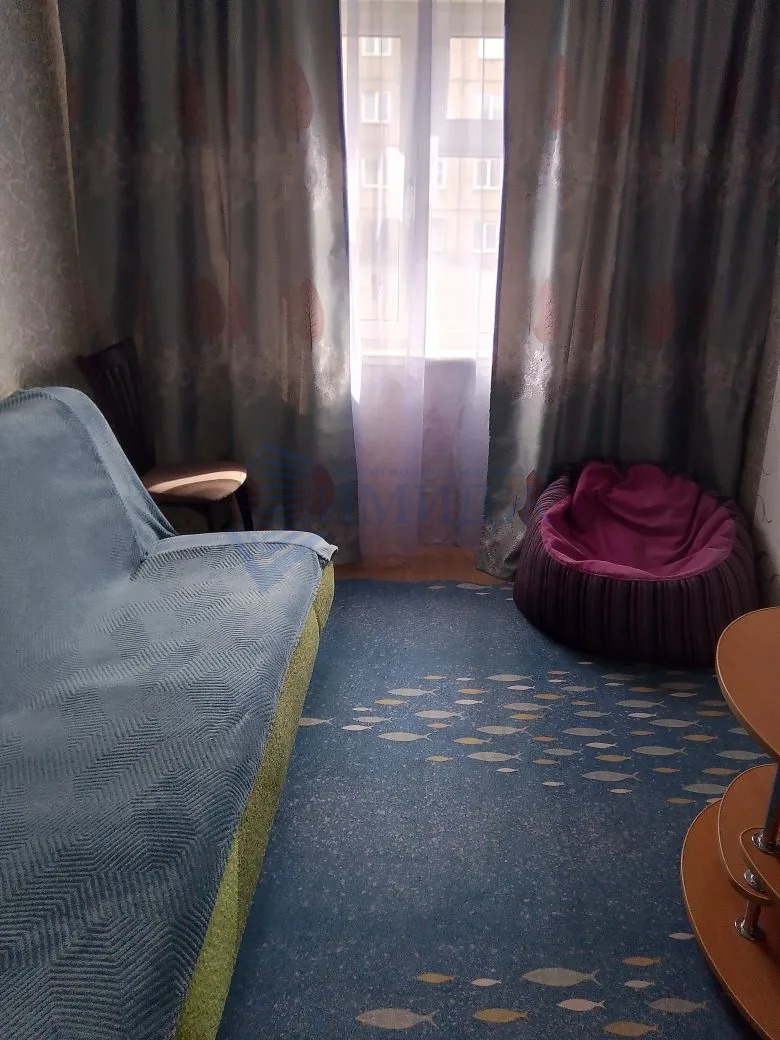 Фото реальные.
Сдам в аренду гостинку.
Есть вся необходимая мебель и бытовая техника.
Собственник сдает на длительный  срок.
Свет  по счётчикам.
Вариант в наличии.
Звоните. Ответим на все вопросы.
Выездной риелтор!
Предоплату не берём. 
Оплата услуг после показа объекта и подписания договора-найма!
